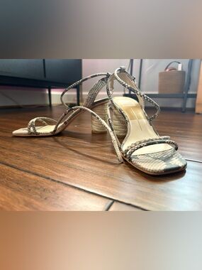 Snake pattern strappy heels (dolce vita) 7.5